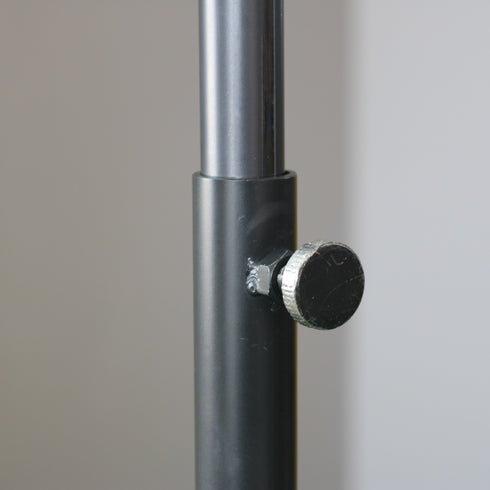 T字ハンガーラック 黒 伸縮 金属製 什器 高さ146㎝ 幅70㎝ 奥行き50㎝ 【A755】