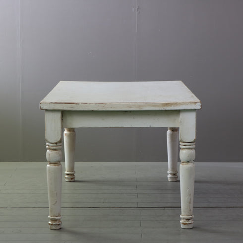 アンティーク調テーブル 白 木製 高さ71㎝ 幅152㎝ 奥行き86㎝ 【C793】