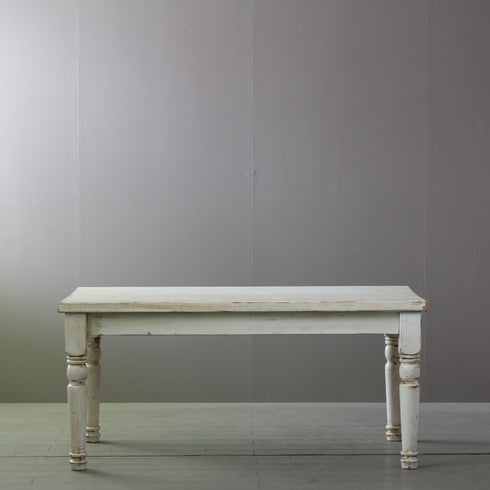 アンティーク調テーブル 白 木製 高さ71㎝ 幅152㎝ 奥行き86㎝ 【C793】