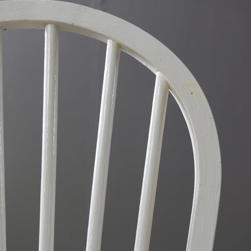 アンティーク調チェア 白 木製 高さ88㎝ 幅44㎝ 奥行き44㎝ 【C796】