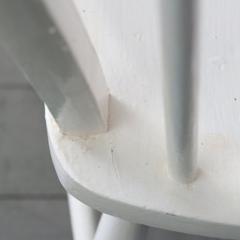 アンティーク調チェア 白 木製 高さ88㎝ 幅44㎝ 奥行き44㎝ 【C796】