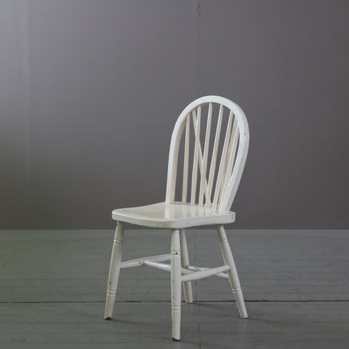 アンティーク調チェア 白 木製 高さ87㎝ 幅44㎝ 奥行き45㎝ 【C797】