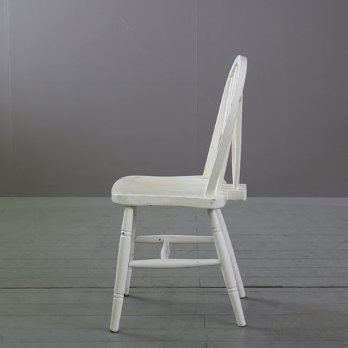 アンティーク調チェア 白 木製 高さ87㎝ 幅44㎝ 奥行き45㎝ 【C797】