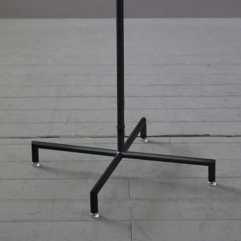 T字ハンガーラック 黒 伸縮 金属製 高さ112㎝ 幅53㎝ 奥行き43㎝ 【A799】