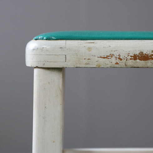 ヴィンテージ キッチンスツール 木製 英国家具 高さ58㎝ 幅33㎝ 奥行き33㎝ 【C800】