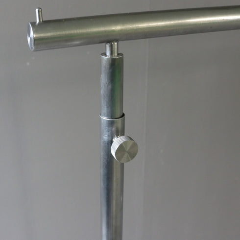 A2 ハンガーラック 伸縮 金属製 什器 高さ107㎝ 幅125㎝ 奥行40㎝