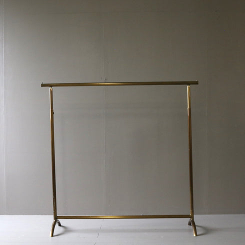 A3 ハンガーラック 伸縮 金属製 什器 高さ115㎝ 幅120㎝ 奥行40㎝