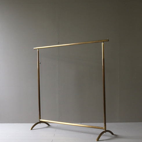 A3 ハンガーラック 伸縮 金属製 什器 高さ115㎝ 幅120㎝ 奥行40㎝