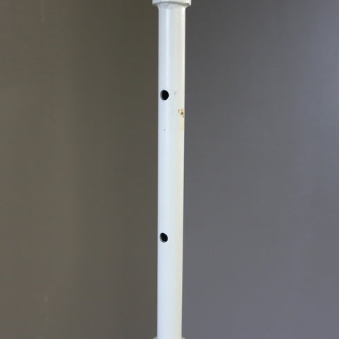 A8 白ハンガーラック 伸縮 金属製 什器 高さ117㎝ 幅94㎝ 奥行46㎝