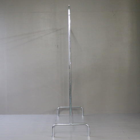 A12 ハンガーラック 金属製 什器 高さ160㎝ 幅132㎝ 奥行46㎝