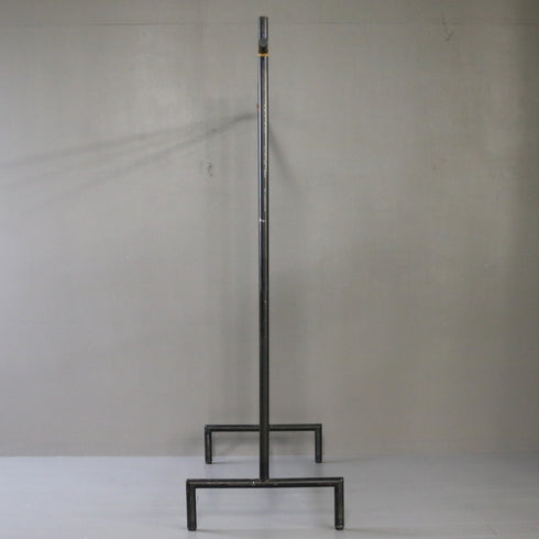 A13 黒ハンガーラック 金属製 什器 高さ155㎝ 幅120㎝ 奥行48㎝