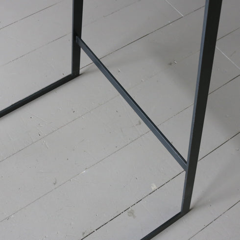 A20 黒ハンガーラック 金属製 什器 高さ156㎝ 幅67㎝ 奥行50㎝