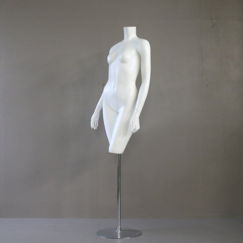 B27 マネキン 女性 什器 高さ161㎝ 幅50㎝ 奥行35㎝