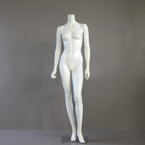 B29 マネキン 女性 什器 高さ164㎝ 幅48㎝ 奥行46㎝