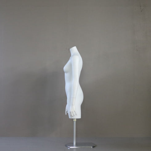 B30 マネキン 女性 什器 高さ119㎝ 幅45㎝ 奥行25㎝