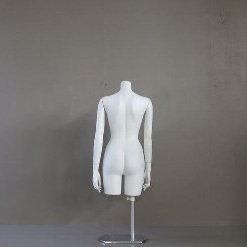 B30 マネキン 女性 什器 高さ119㎝ 幅45㎝ 奥行25㎝