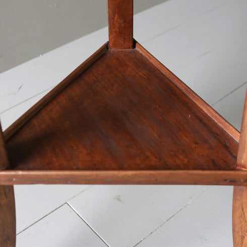 C48 サイドテーブル 木製 イギリス輸入家具 高さ69㎝ 幅47㎝ 奥行47㎝