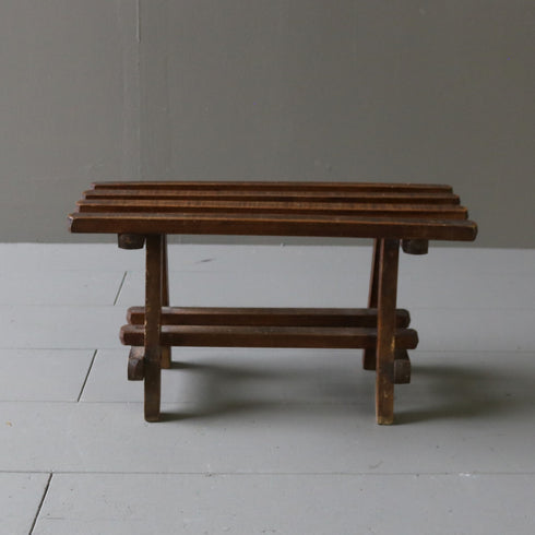 C52 アンティーク 卓上展示台