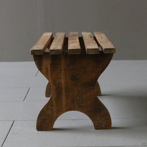 C53 アンティーク 卓上展示台