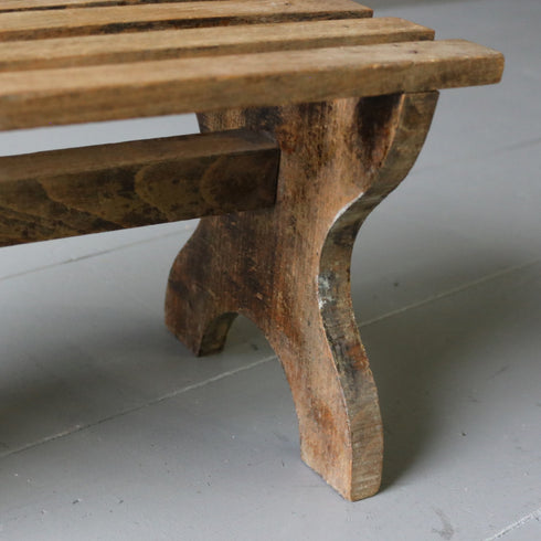 C53 アンティーク 卓上展示台