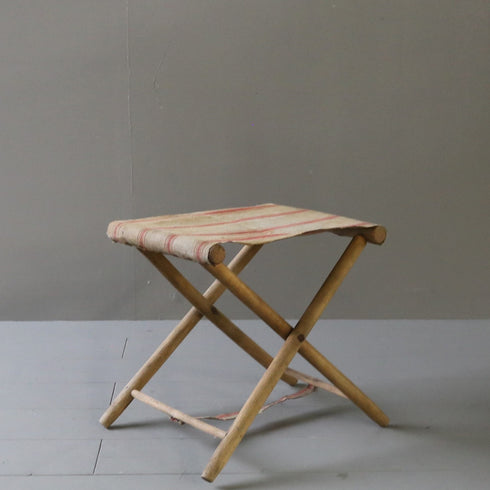 C59 フォールディングチェア 木製 イギリス輸入家具 高さ34㎝ 幅41㎝ 奥行32㎝