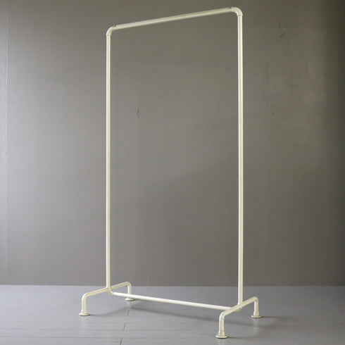 A63 ハンガーラック