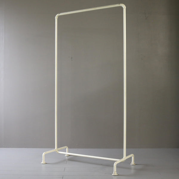 A63 ハンガーラック