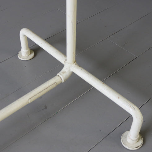 A63 ハンガーラック