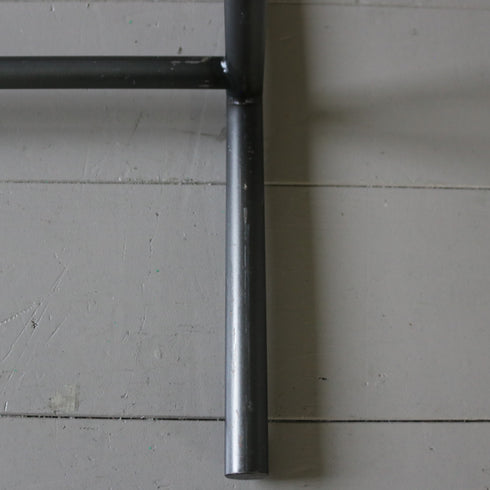 A69 黒ハンガーラック 伸縮 金属製 什器 高さ142㎝ 幅96㎝ 奥行45㎝