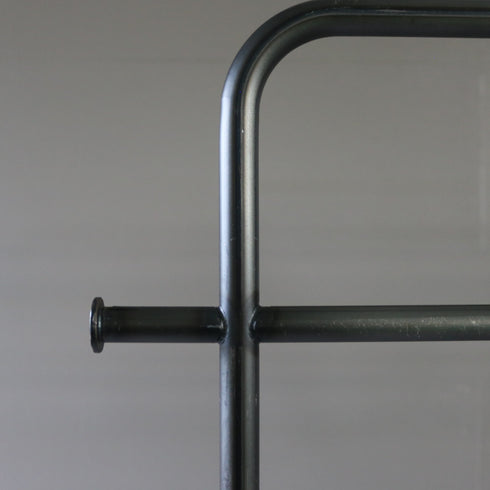 A70 黒ハンガーラック 伸縮 金属製 什器 高さ142㎝ 幅96㎝ 奥行45㎝