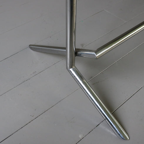 A75 ハンガーラック 金属製 什器 高さ121㎝ 幅130㎝ 奥行52㎝