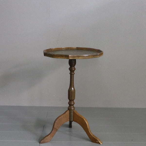 C81 ワインテーブル 木製 イギリス輸入家具 高さ52㎝ 幅34㎝ 奥行34㎝