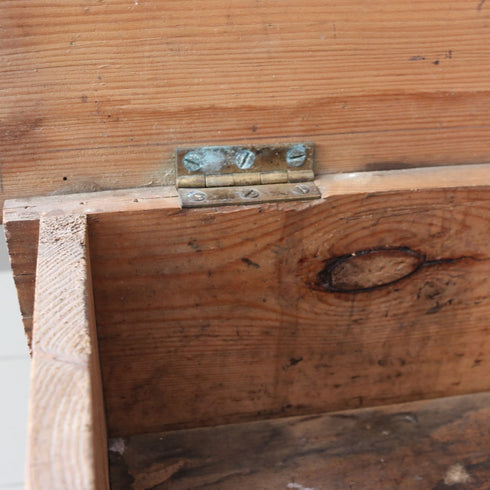 C86 ストレージスツール 木製 イギリス輸入家具 高さ36㎝ 幅38㎝ 奥行27㎝