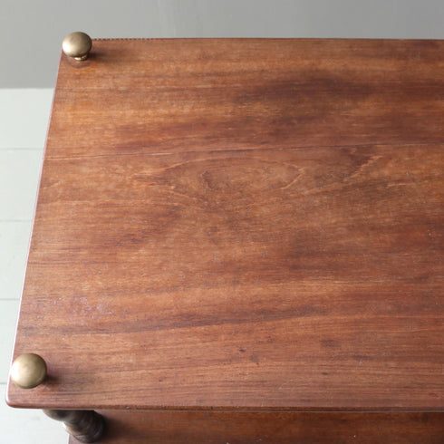 C87 ミュージックシェルフ 木製 イギリス輸入家具 高さ68㎝ 幅39㎝ 奥行32㎝