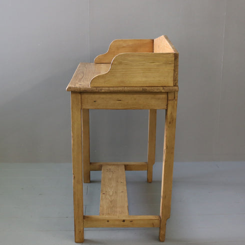 C95 アンティークデスク 木製 イギリス輸入家具 高さ95㎝ 幅85㎝ 奥行48㎝