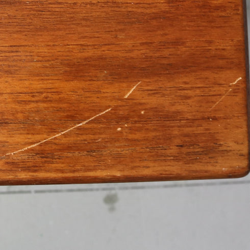 C101 サイドテーブル 木製 イギリス輸入家具 高さ44㎝ 幅42㎝ 奥行36㎝