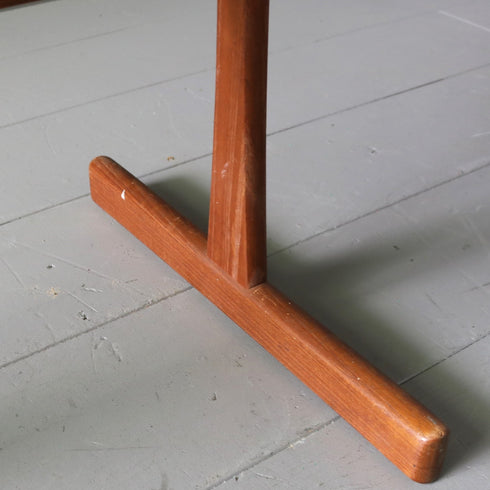 C101 サイドテーブル 木製 イギリス輸入家具 高さ44㎝ 幅42㎝ 奥行36㎝