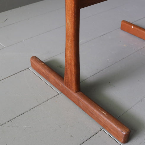 C101 サイドテーブル 木製 イギリス輸入家具 高さ44㎝ 幅42㎝ 奥行36㎝