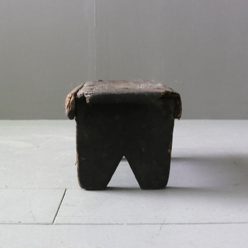 C103 アンティーク 卓上展示台