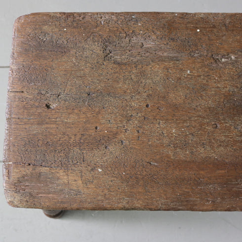 C105 アンティーク 展示台 スツール