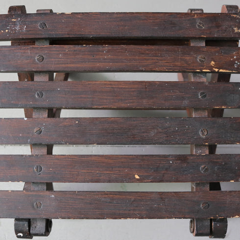 C108 折りたたみスツール 卓上展示台 木製 イギリス輸入家具 高さ23㎝ 幅24㎝ 奥行22㎝