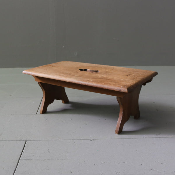 C110 アンティーク 卓上展示台