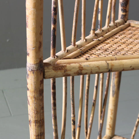 C111 コーナーシェルフ イギリス輸入家具 高さ63㎝ 幅35㎝ 奥行16㎝