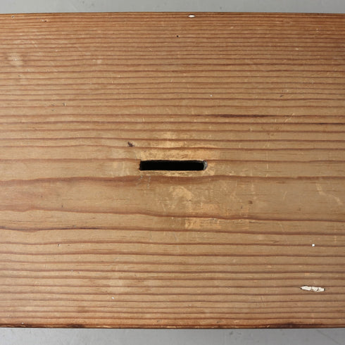 C116 鍵付きボックス 木製 イギリス輸入家具 高さ15㎝ 幅27㎝ 奥行19㎝