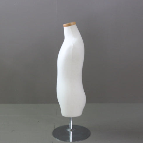 B121 トルソ 子ども 什器 高さ72㎝ 幅27㎝ 奥行25㎝