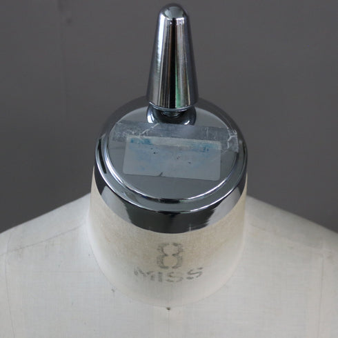 B125トルソ キャスター付き 什器 高さ137㎝ 幅37㎝ 奥行33㎝