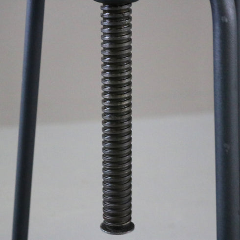 C129 ラウンドリフトスツール ウッド×アイアン 什器 高さ62㎝ 幅36㎝ 奥行36㎝