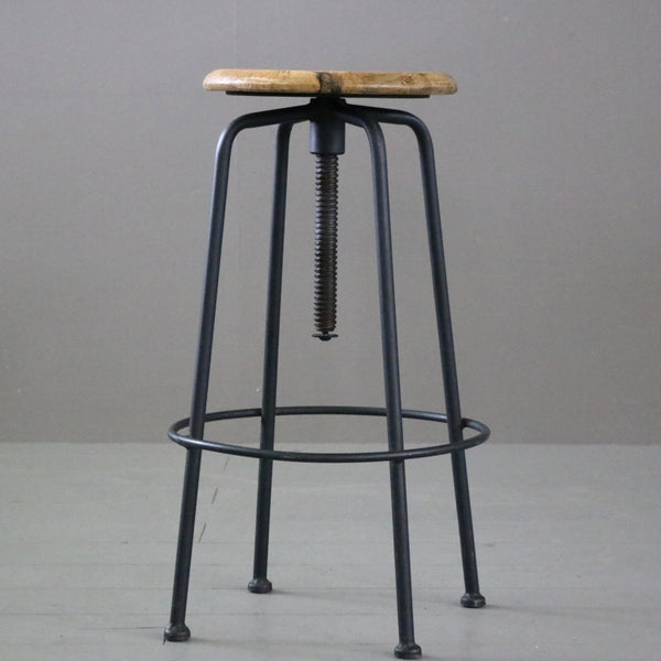 C130 ラウンドリフトスツール ウッド×アイアン 什器 高さ62㎝ 幅36㎝ 奥行36㎝