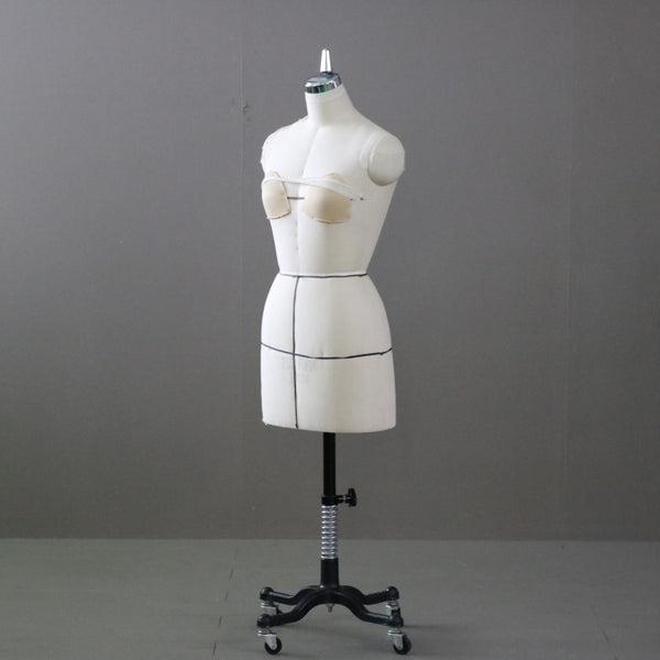 B157 トルソ 女性 キャスター付き 什器 高さ137㎝ 幅46㎝ 奥行46㎝