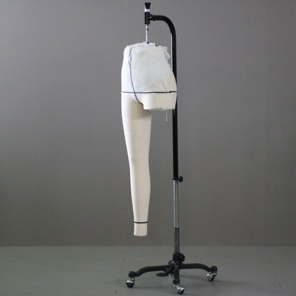 B158 吊り下げ式トルソ 女性 キャスター付き 什器 高さ156㎝ 幅41㎝ 奥行34㎝